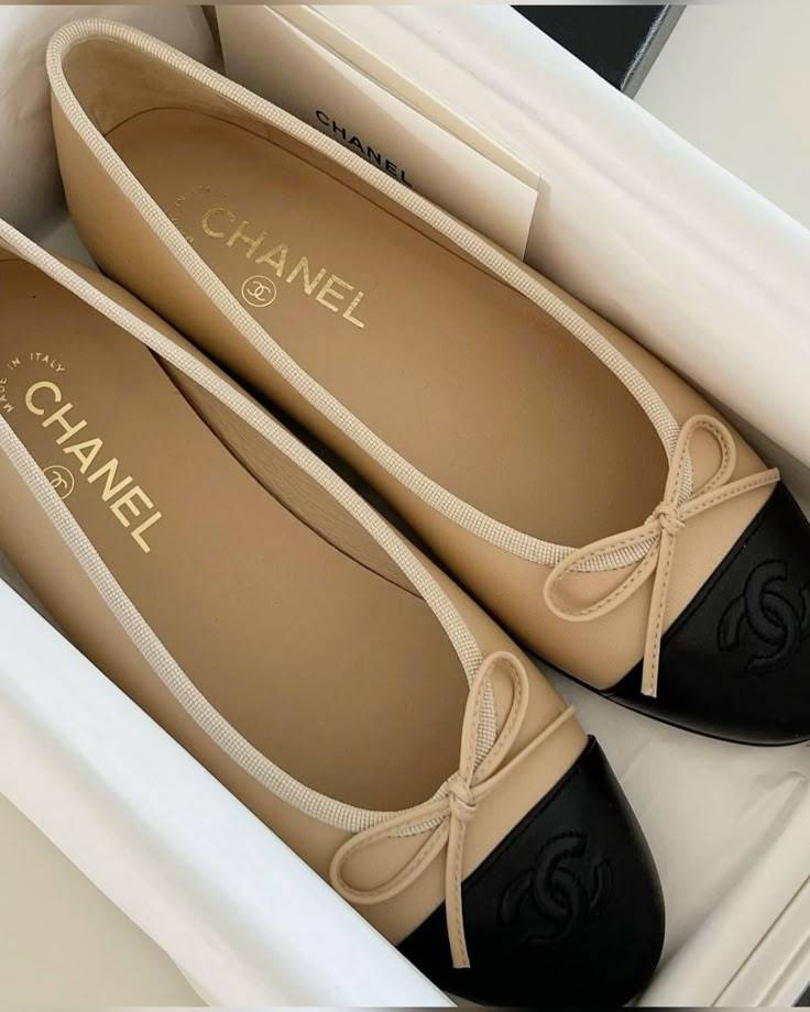 U popularnom high street dućanu pronašli smo genijalan dupe kultnih Chanel balerinki